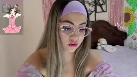 marily online show from June 14, 2:35 am