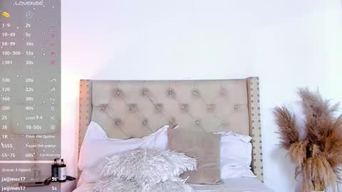 marilynrossy online show from October 30, 4:24 am