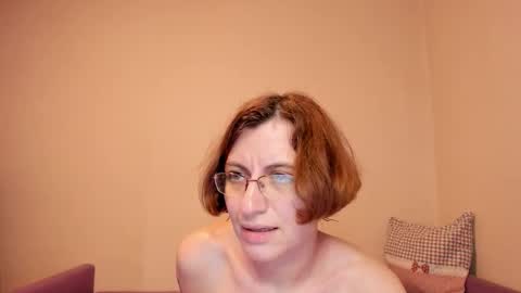 Marilyn online show from November 12, 10:45 pm