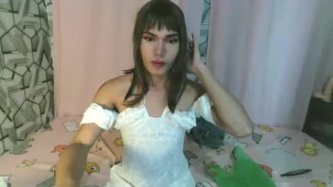 marimarxox1 online show from April 21, 11:17 am