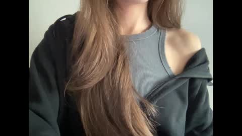 Snapshot of marinalovenow chatting on March 10, 7:11 am Marina online show from March 10, 7:11 am