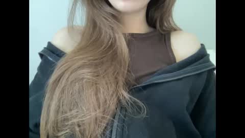 Snapshot of marinalovenow chatting on October 21, 6:29 am Marina online show from October 21, 6:29 am