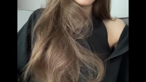 Snapshot of marinalovenow chatting on March 4, 8:13 am Marina online show from March 4, 8:13 am