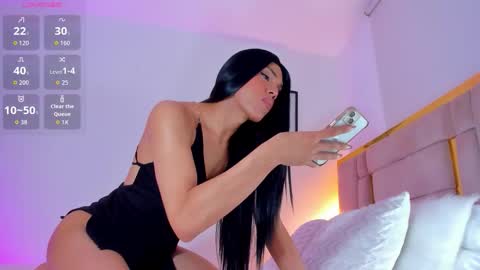 marinelaveau online show from October 29, 2:57 am