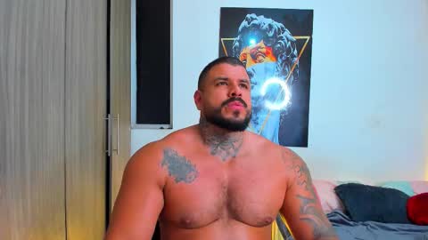 Snapshot of mario_teran chatting on October 23, 4:14 am Mario Teran online show from October 23, 4:14 am