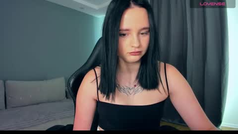 MarisaSue online show from March 10, 7:44 am