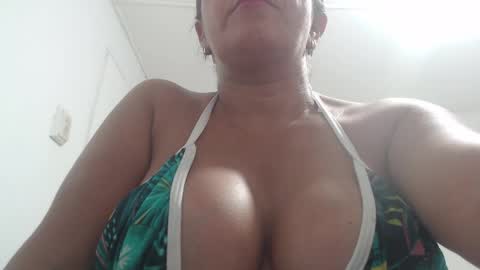 mariska_69 online show from June 6, 7:36 am