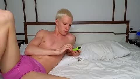 MariusHunter online show from April 14, 3:37 pm