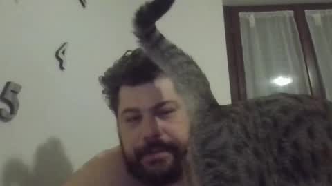 mark2985555 online show from November 23, 2:42 am