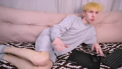 mark_brain online show from May 14, 1:42 pm