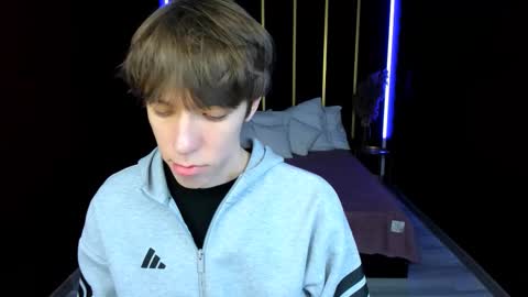 Mark online show from March 6, 3:55 pm