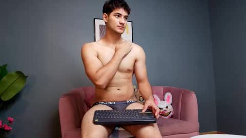 mark_evans1_ online show from October 30, 3:01 pm
