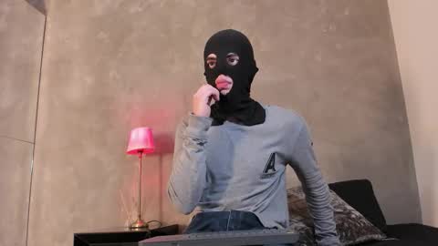 mark_mistery_ online show from March 12, 11:25 am