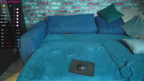 Mark online show from March 7, 5:40 am