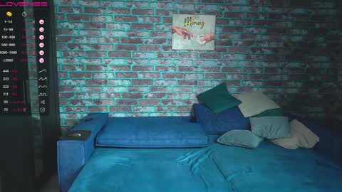 Mark online show from March 8, 6:10 am