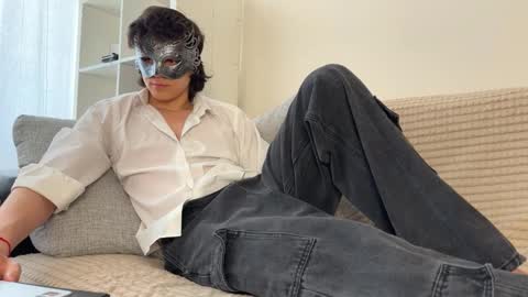 Mark online show from February 18, 9:53 am