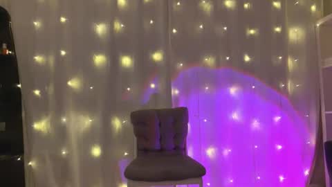 Mark online show from February 12, 4:21 pm