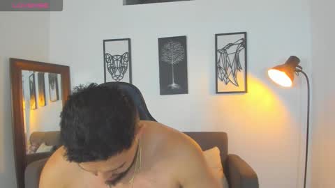 mark_x23 online show from November 7, 10:23 pm