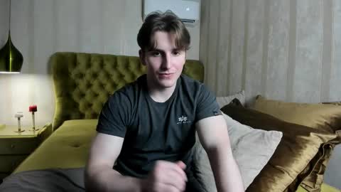 Mark online show from November 26, 1:19 pm