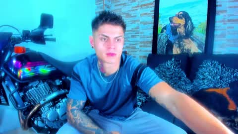 Sebastian online show from February 9, 7:09 pm