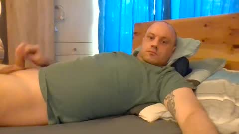 markus_7 online show from June 24, 8:10 am
