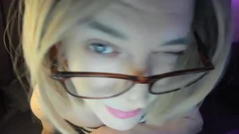 marla85 online show from June 22, 3:25 am