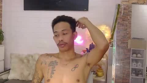 marlmoreno10 online show from March 13, 3:10 am