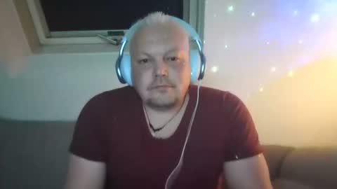 mars0481 online show from March 23, 10:37 pm