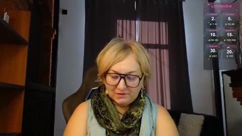 marta_wils online show from October 25, 4:24 am
