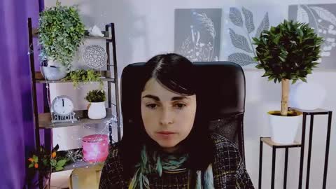 martaedams online show from April 14, 6:38 am