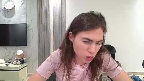 marthabarens online show from June 7, 4:23 pm