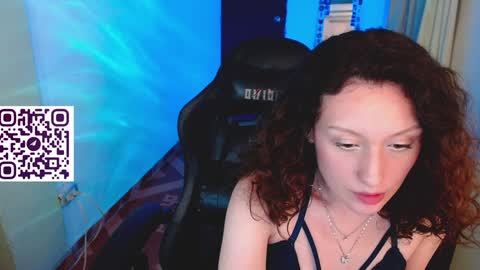 Snapshot of martina_adams chatting on January 23, 3:37 am mari online show from January 23, 3:37 am