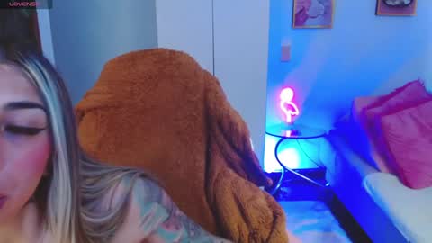 martina_dash online show from March 4, 4:52 pm