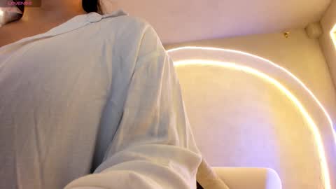 Martinna Bonnet online show from November 26, 10:12 am