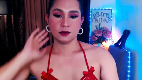 marveloushugecumontop online show from June 27, 5:24 am