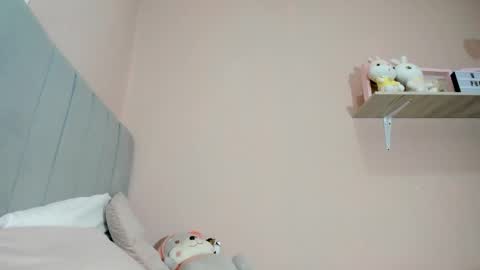 mary_cute9 online show from November 20, 12:15 pm