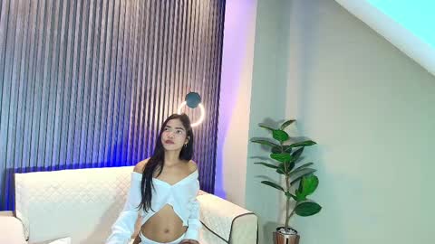mary_cute9 online show from March 9, 12:42 pm