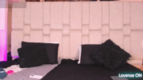   online show from October 14, 9:29 pm