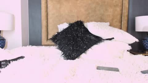   online show from February 18, 1:32 am