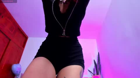 mary_magic online show from July 5, 7:15 am