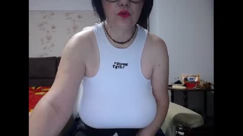 Snapshot of mary_x chatting on October 21, 2:49 am Mary online show from October 21, 2:49 am