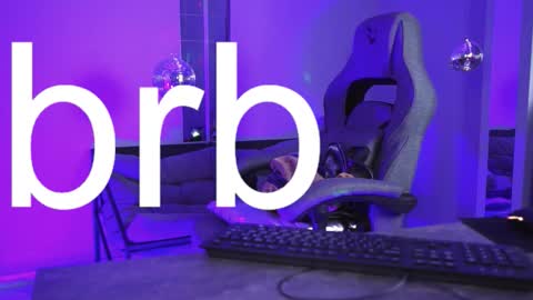 Mary online show from March 2, 5:08 am