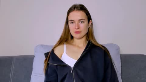 Mari online show from December 2, 7:18 am