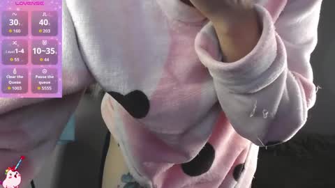 maryly rose online show from April 15, 11:49 pm