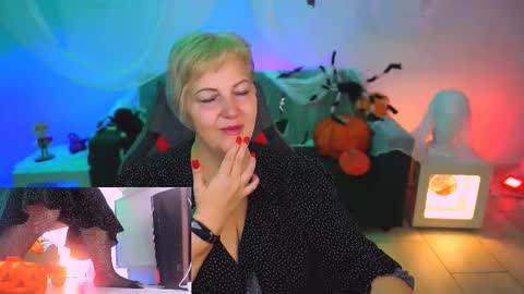 marymogan online show from October 31, 4:46 am