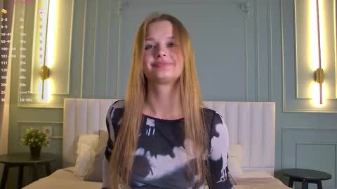 Snapshot of maryparks chatting on October 20, 5:29 pm Mary online show from October 20, 5:29 pm