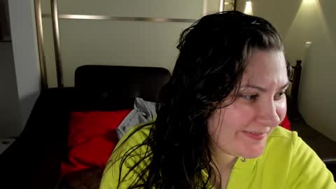 Mary online show from December 31, 12:04 pm