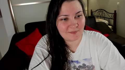 Mary online show from February 25, 6:33 pm