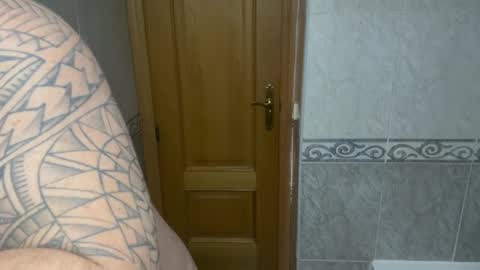 masachusset online show from April 14, 10:40 am