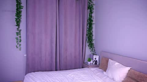 Sunny online show from May 24, 6:36 pm
